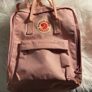 Fjallraven Kanken || backpack blush pink